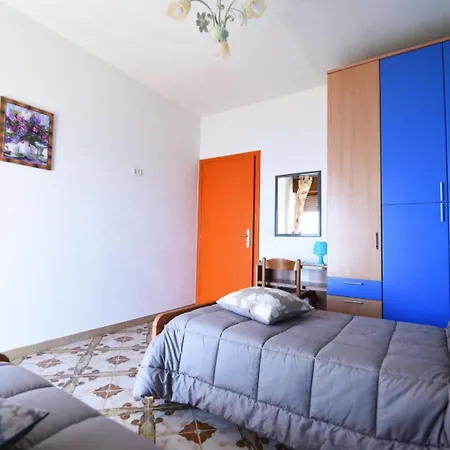 La Casa Dei Nonni Apartment *